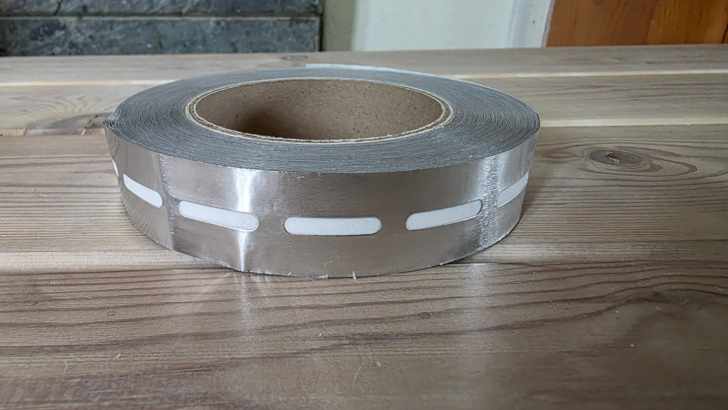 Hengittävä alumiiniteippi kennolevylle 33 m