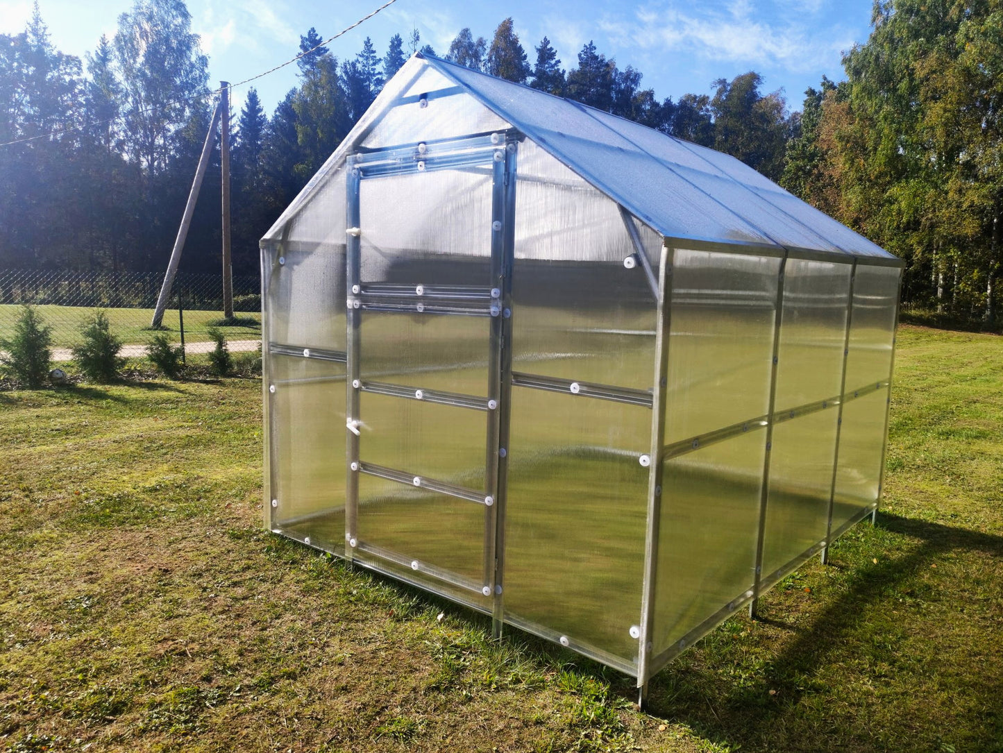 Kasvihuone Omega House 9,4 m²