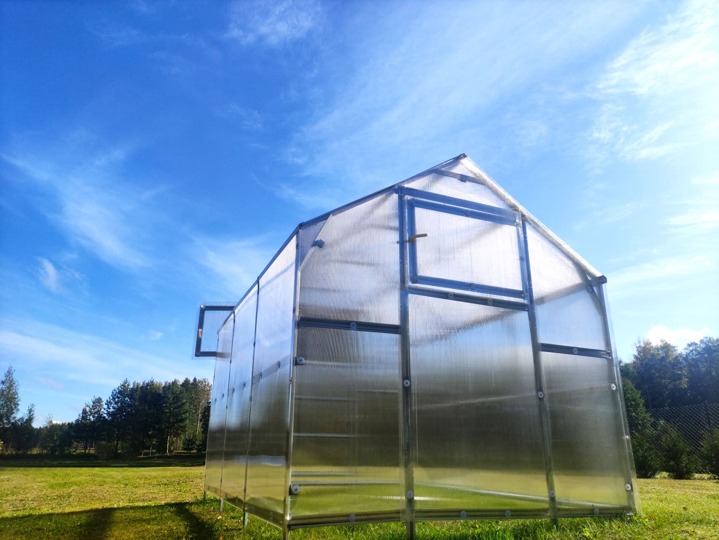 Kasvihuone Omega House 7,05 m²