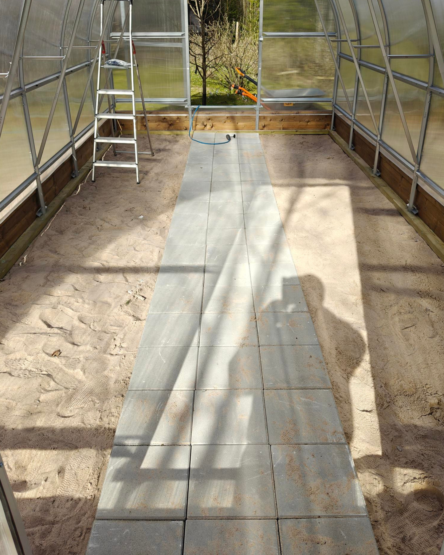 Kasvihuone Strong Lux 18 m² 6 mm